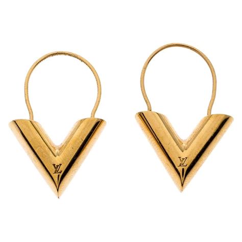 louis vuitton v hoops oorbellen|Essential V Stud Earrings S00 .